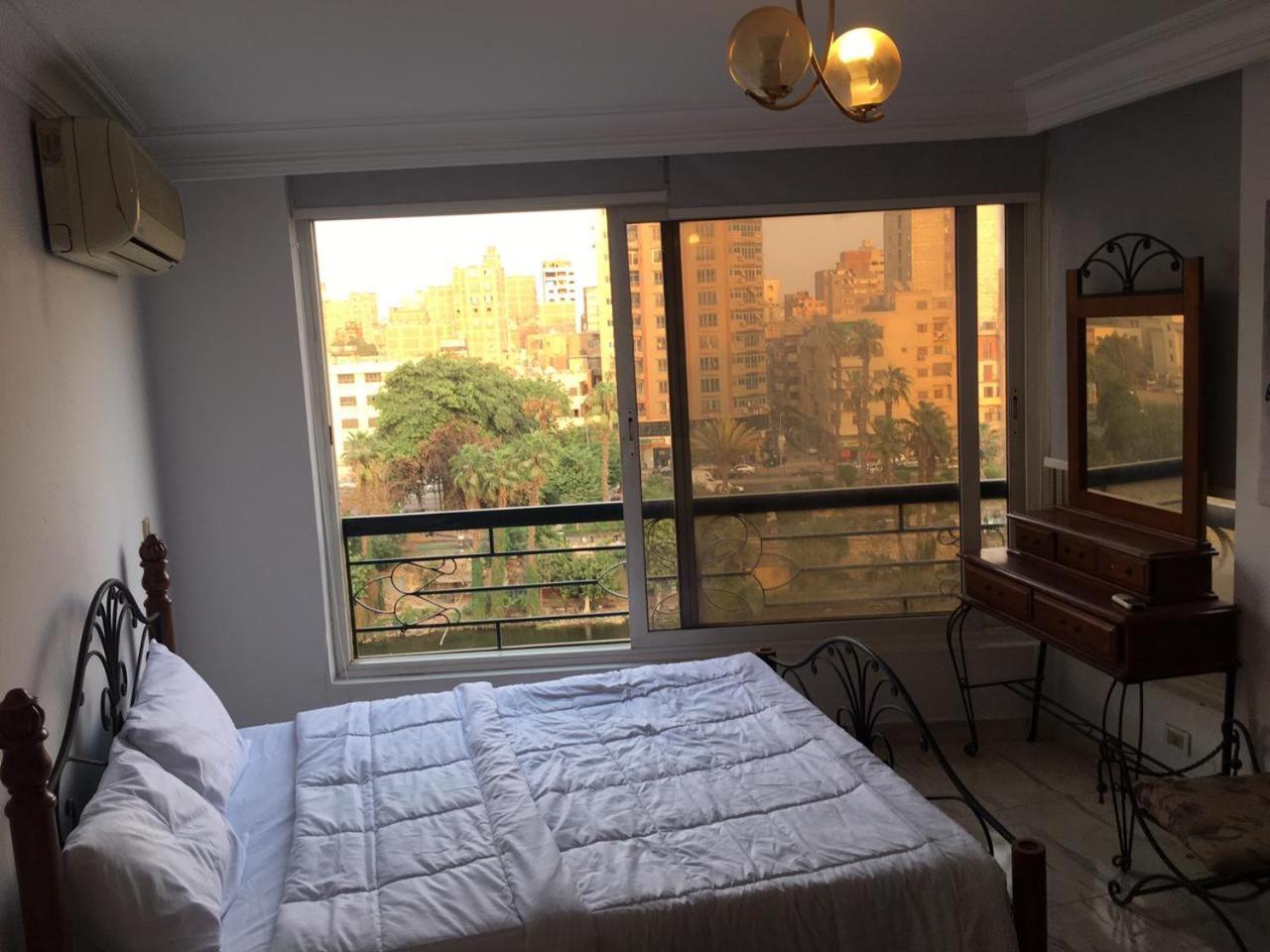 Apartment Luxury Duplex On The Nile In Manial Cairo