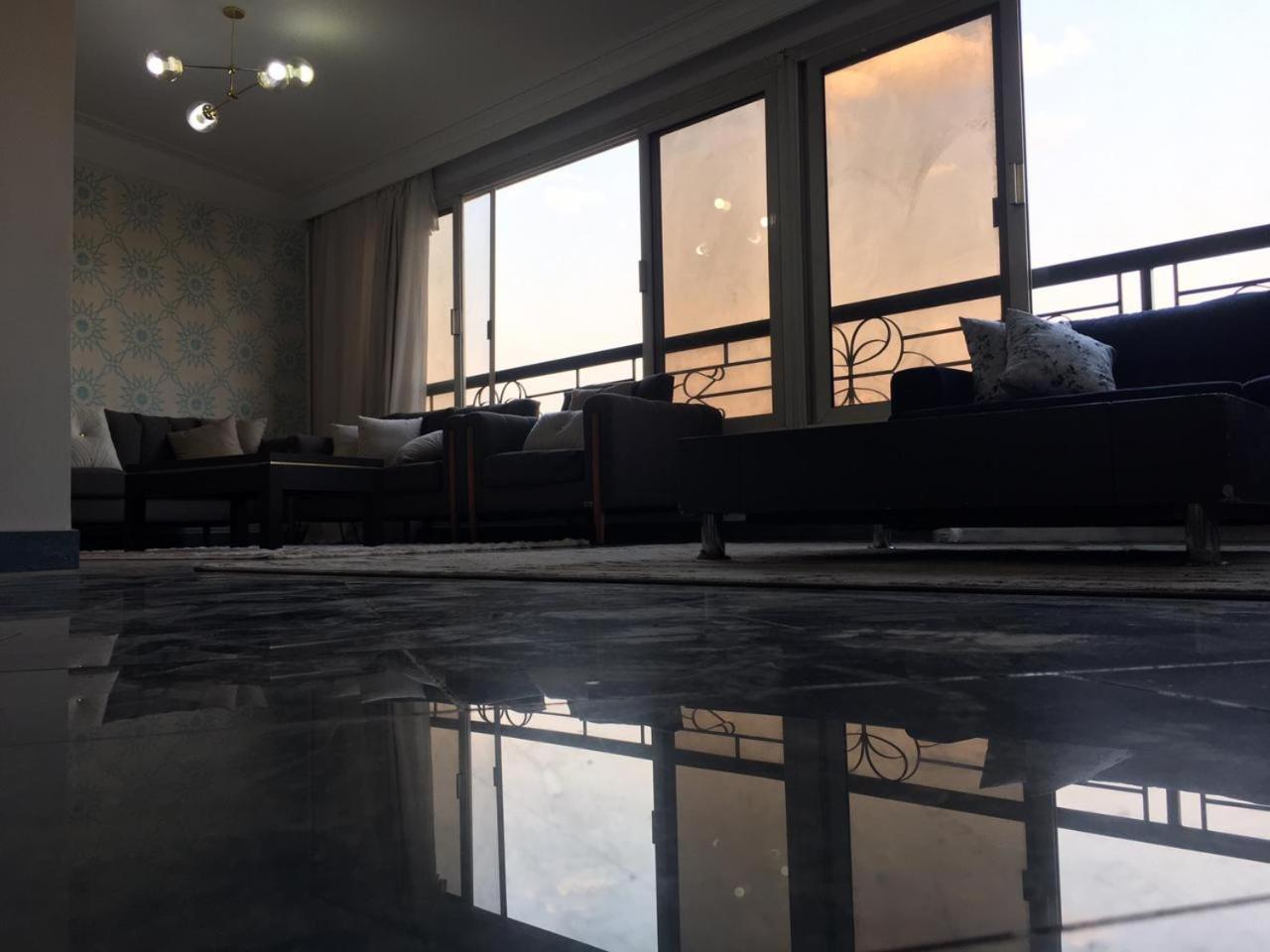 Luxury Duplex On The Nile In Manial Apartment