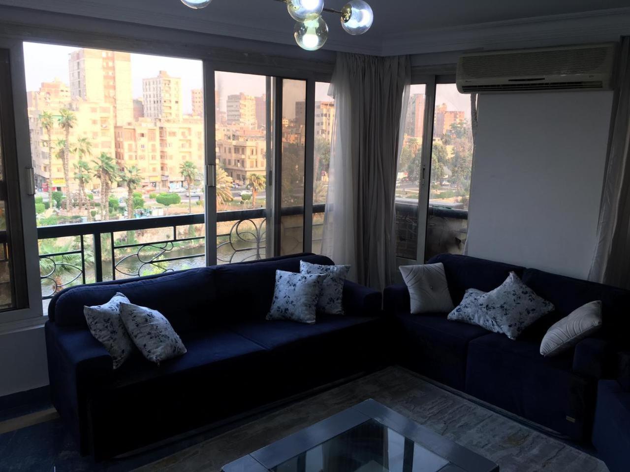 Luxury Duplex On The Nile In Manial *